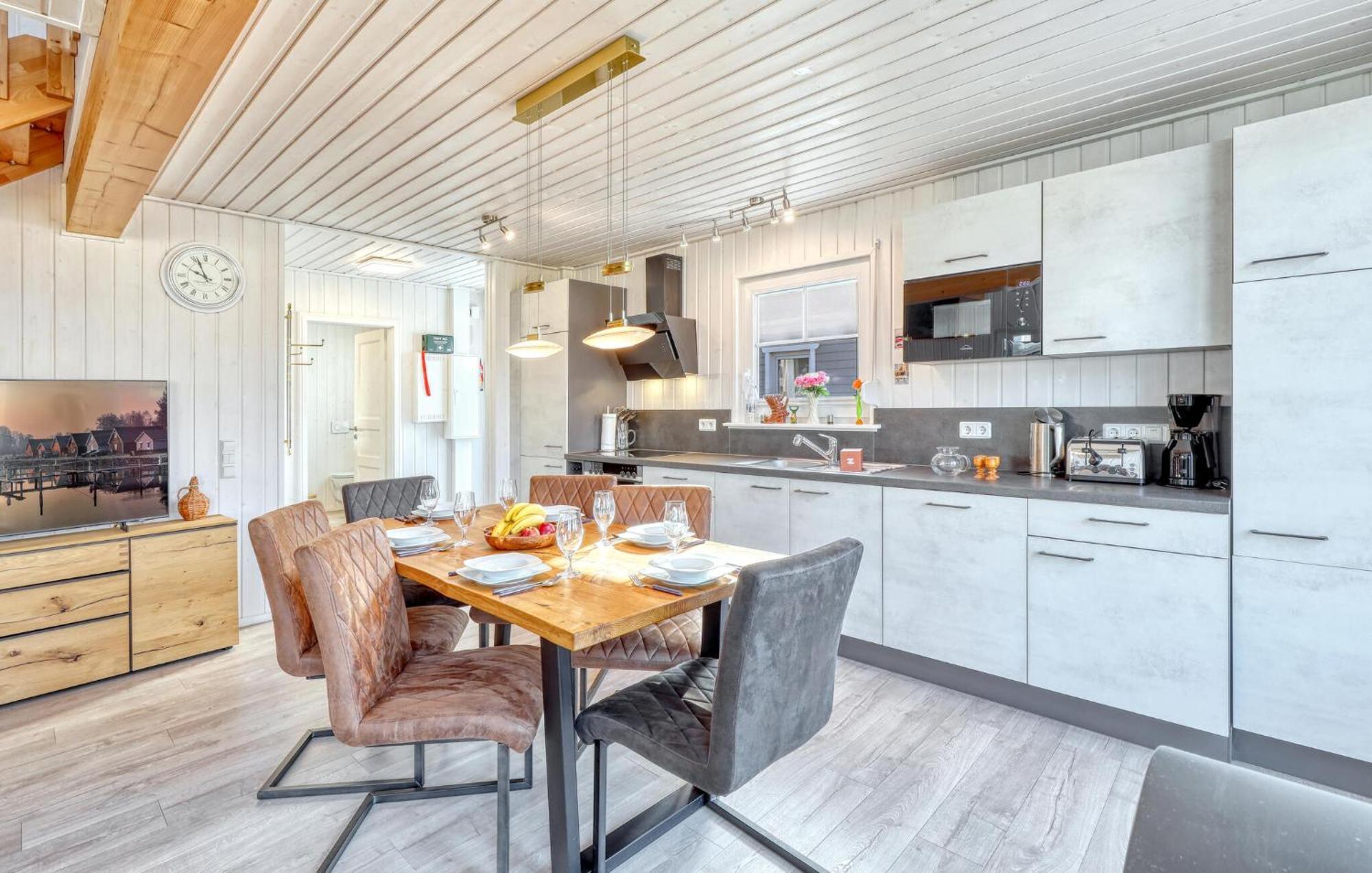 3 Bedroom Pet Friendly Home In Zerpenschleuse エクステリア 写真